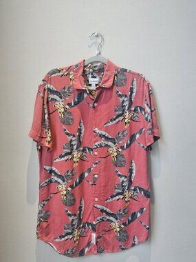 Frank And Oak Men’s Tropical Leaf Short Sleeve Button Down Shirt Coral Pink S 